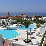 Blu Paradise - Heated Pool Villa *